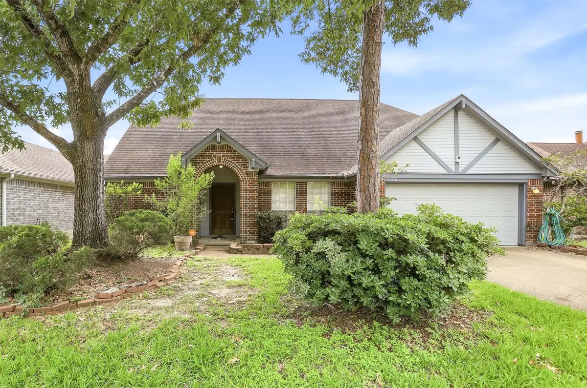 15810 Pilgrim Hall Drive, Friendswood, TX 77546 - #1