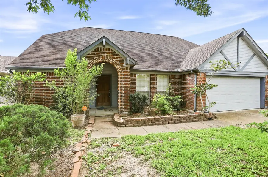 15810 Pilgrim Hall Drive, Friendswood, TX 77546 - #3