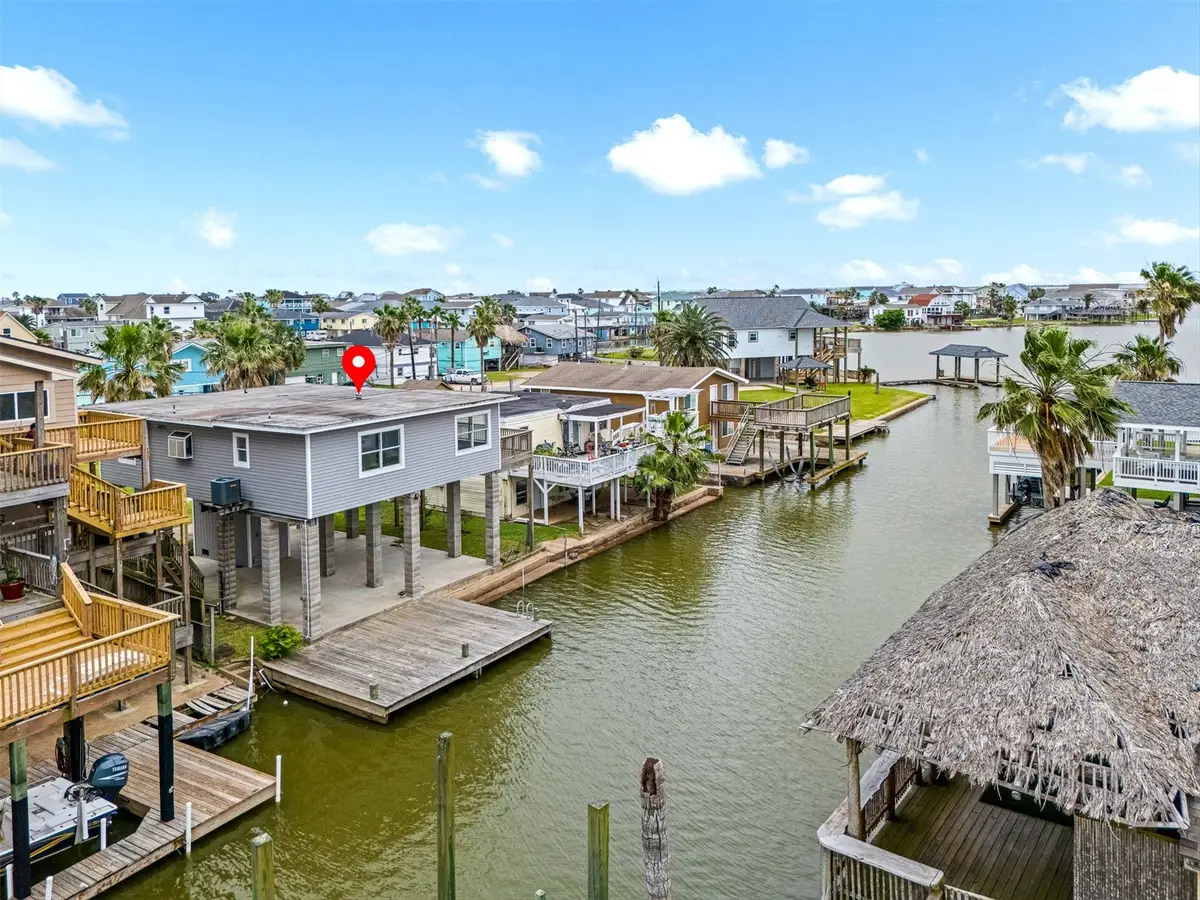 21 Edgewater Street, Hitchcock, TX 77563 - #1