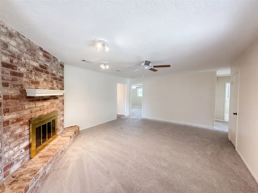 11819 Amblewood Drive, Meadows Place, TX 77477 - #3