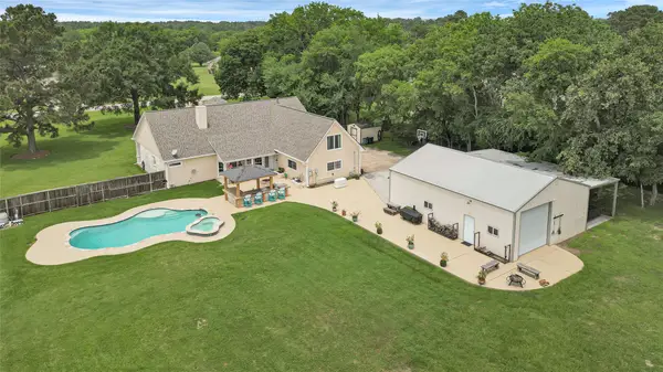 13514 Jbk Memorial Drive, Willis, TX 77318