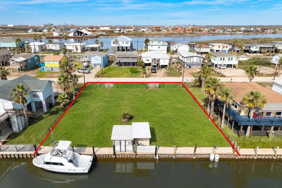 402 Shark Lane, Surfside Beach, TX 77541 - #2