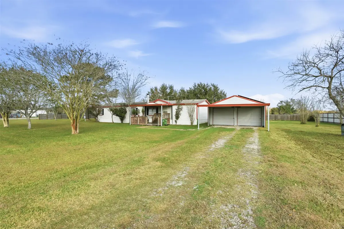 25 County Road 6022b, Dayton, TX 77535 - #1