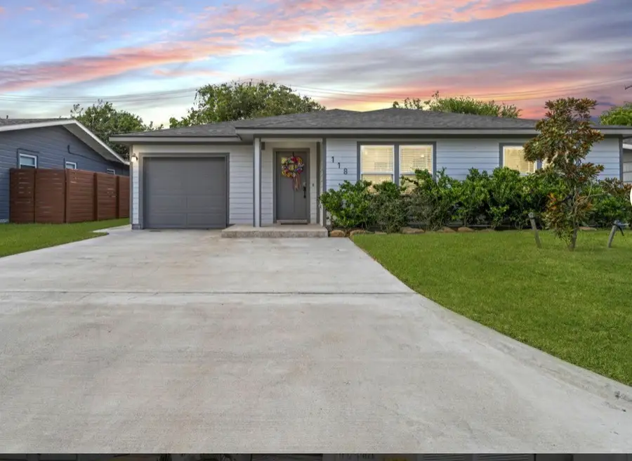 118 Tuna Street, Galveston, TX 77550 - #2