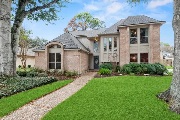 7711 Brook Springs Drive, Houston, TX 77095