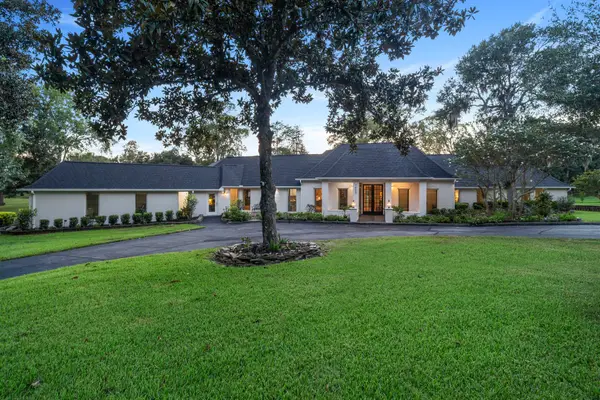 7003 Deerwood Drive, Richmond, TX 77406