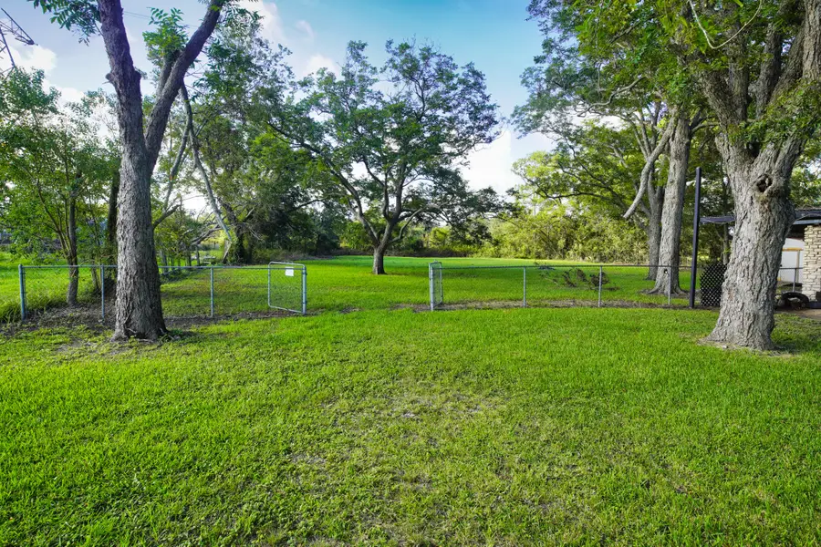 1203 County Road 677, Brazoria, TX 77422 - #2
