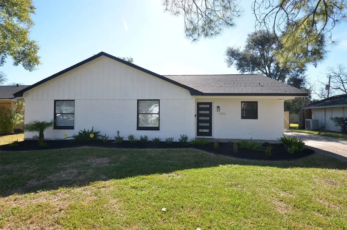 9519 Fairdale Lane, Houston, TX 77063 - Image #1