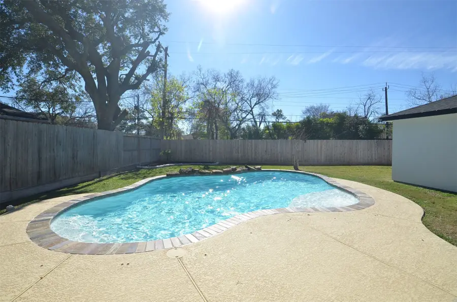 9519 Fairdale Lane, Houston, TX 77063 - Image #2