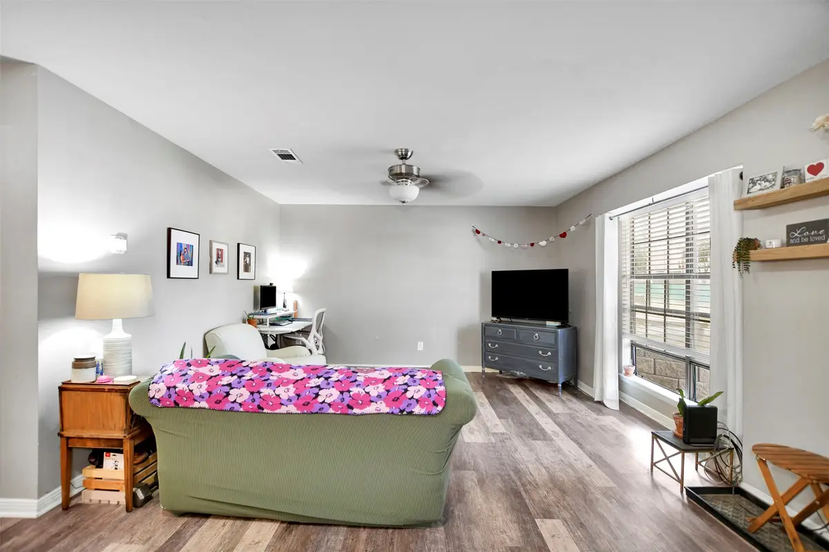 2401 Sycamore Avenue #D4, Huntsville, TX 77340 - #1