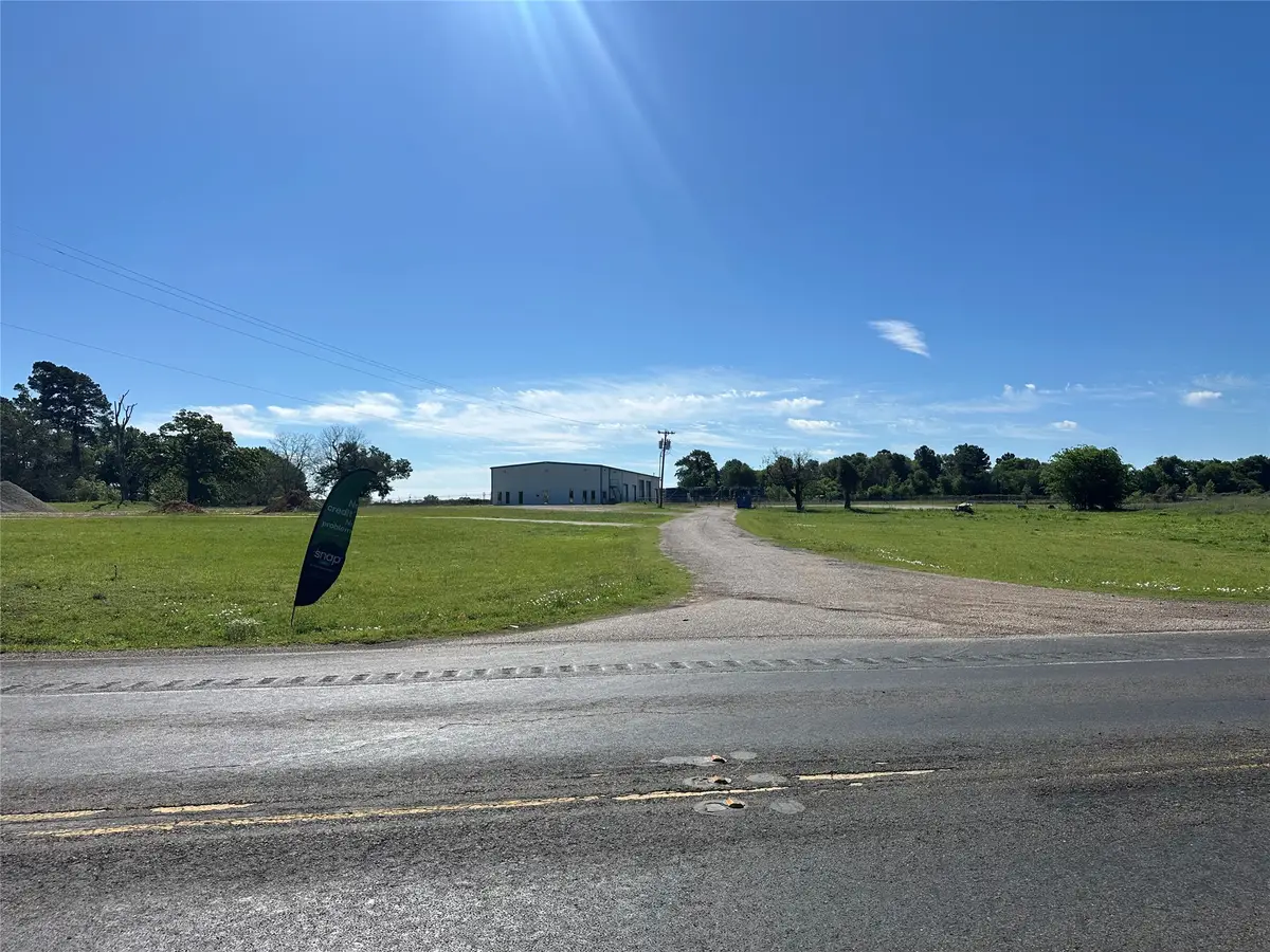 2013 W Us Highway 79, Buffalo, TX 75831 - #1