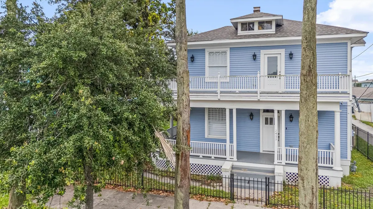 2415 Avenue O 1/2, Galveston, TX 77550 - Image #1