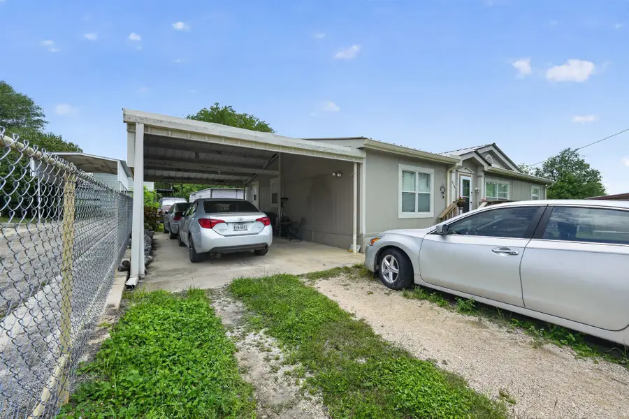 519 Loyal Valley Road, Kerrville, TX 78028 - #3