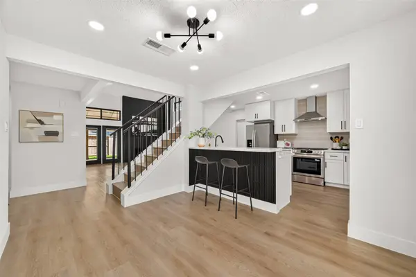 24102 Shin Oak Drive, Huffman, TX 77336