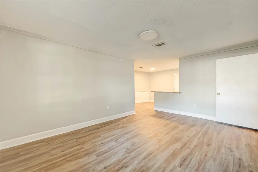 5102 Lyndhurst Drive, Houston, TX 77033 - #2