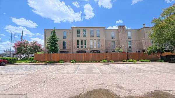4627 Wild Indigo Street #599, Houston, TX 77027