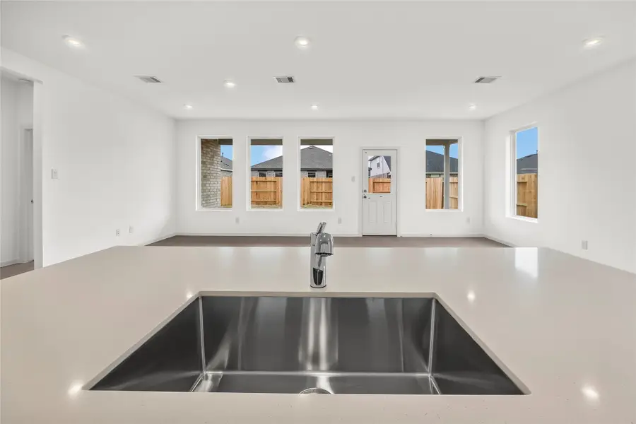 5444 Bear Run, Bryan, TX 77807 - Image #3