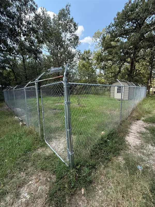 711 Windwood Drive, Livingston, TX 77351