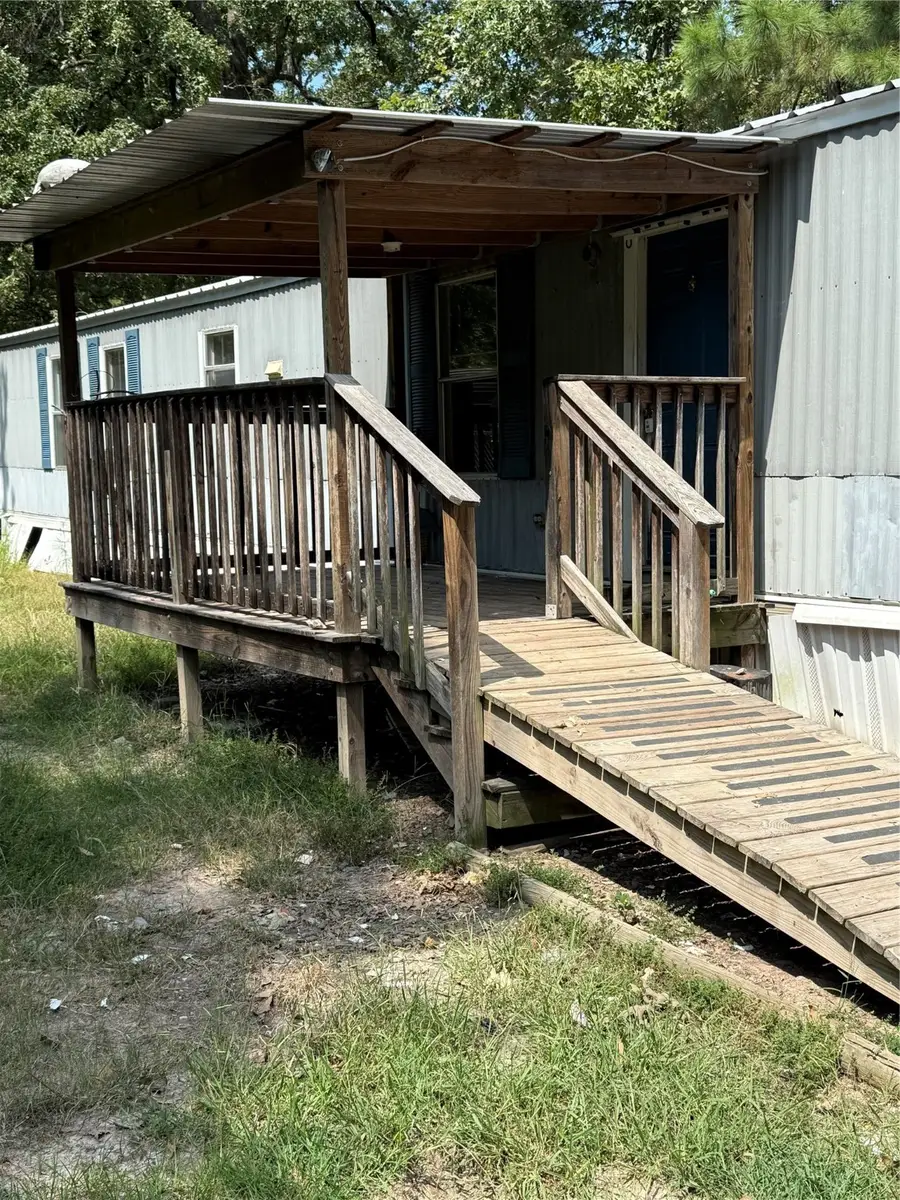 711 Windwood Drive, Livingston, TX 77351 - Image #3