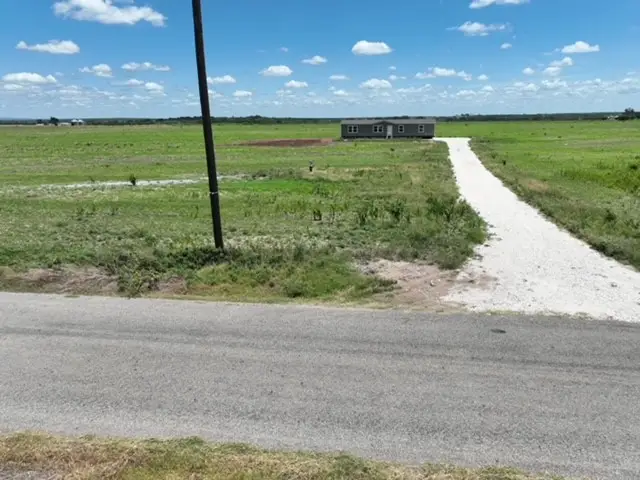 365 County Road 305, Knippa, TX 78801 - #3