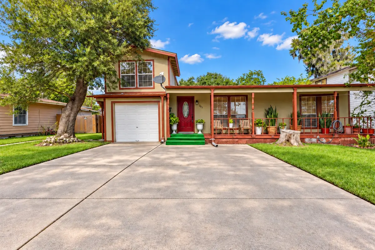 307 Azalea Street, Lake Jackson, TX 77566 - #1