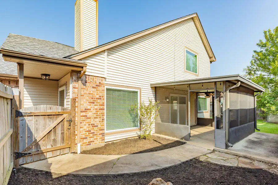 114 Cacao Street, Lake Jackson, TX 77566 - Image #2