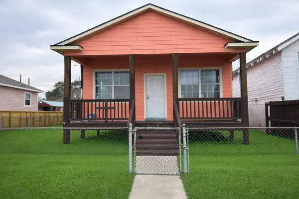 5410 Avenue M, Galveston, TX 77551