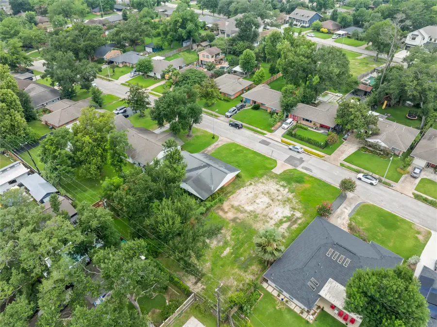 2023 Lamonte Lane, Houston, TX 77018 - #2