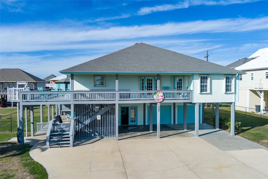 3279 Prides Way, Crystal Beach, TX 77650 - #3