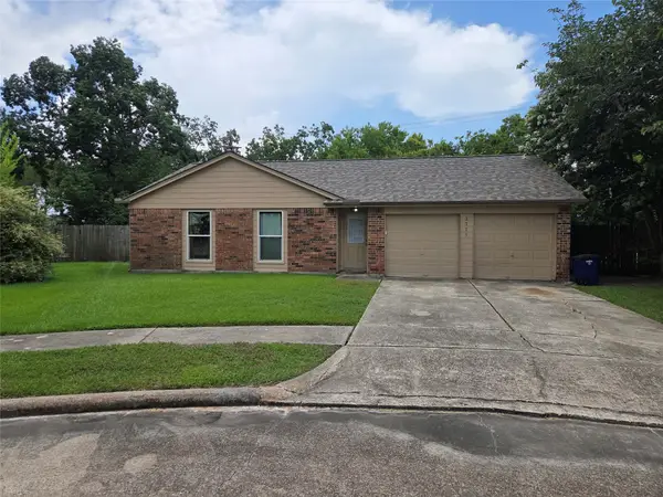 2775 Forest Point Drive, League City, TX 77573