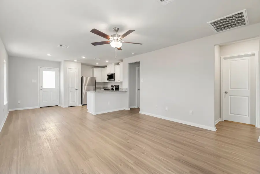 8203 Burnt Orchid Drive, Houston, TX 77016 - #3