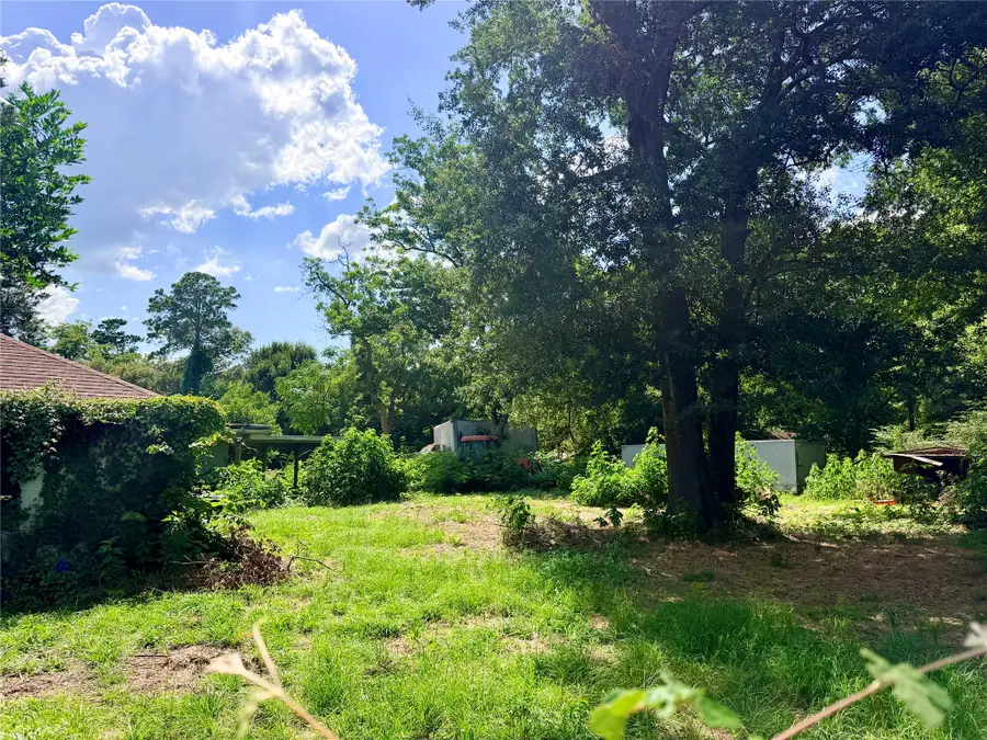 210 E Pecan Drive, Crockett, TX 75835 - #2