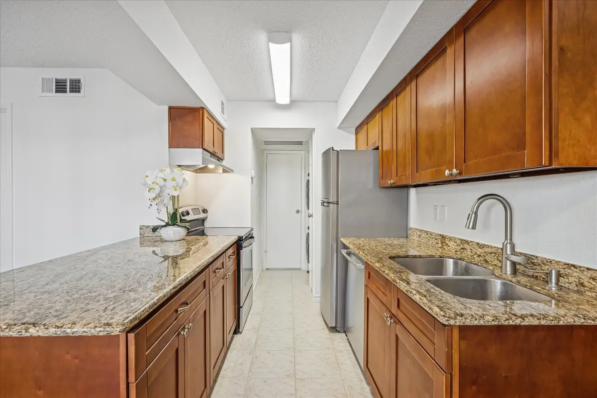 2750 Holly Hall Street #1516, Houston, TX 77054 - Image #1