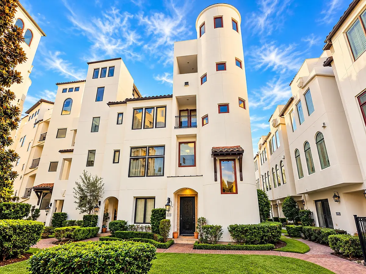 318 Calle Sevilla Place, Houston, TX 77007 - #1
