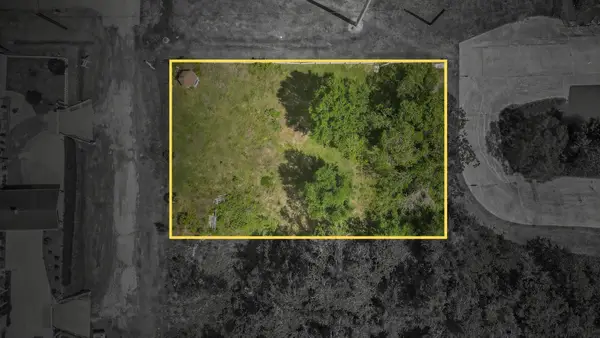 301 N 13th Street, La Porte, TX 77571