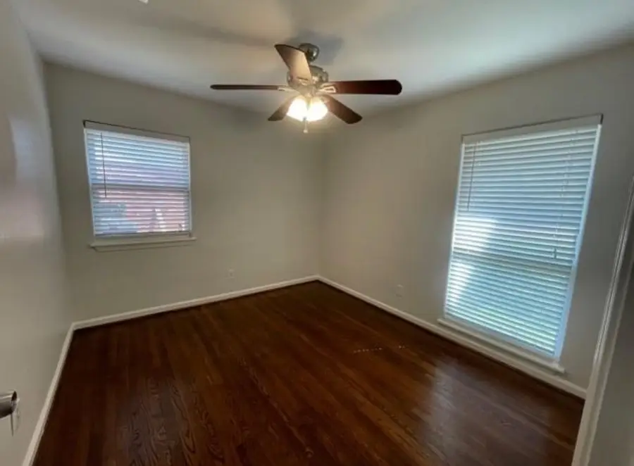 6536 Sharpview Drive, Houston, TX 77074 - #2