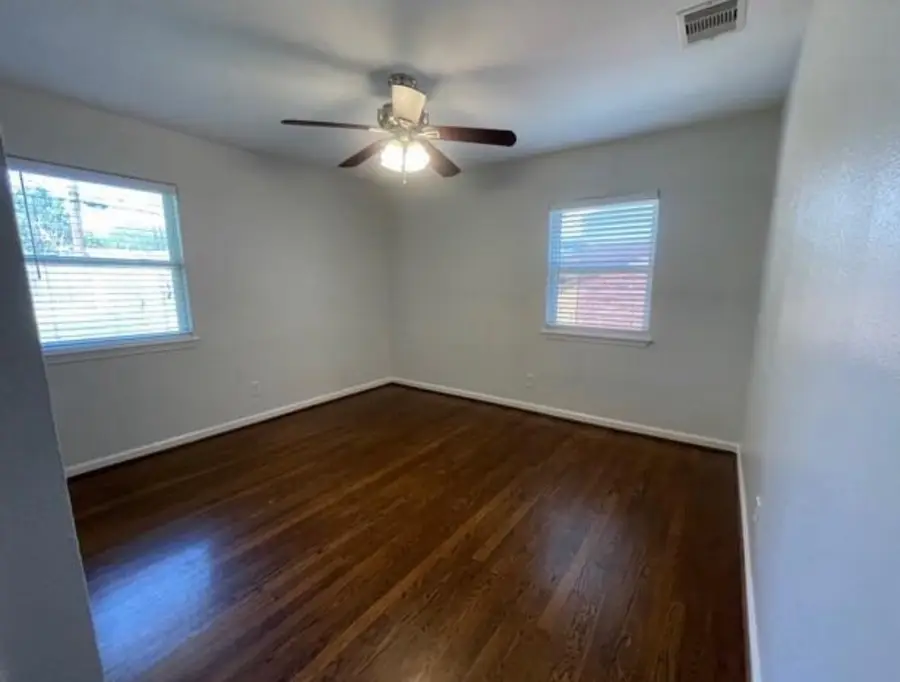 6536 Sharpview Drive, Houston, TX 77074 - #3