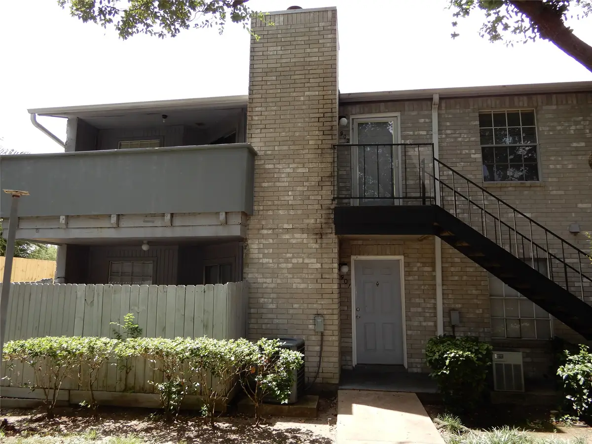 9797 Leawood Boulevard #902, Houston, TX 77099 - #1