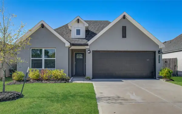 4930 Natchez Trace, Fresno, TX 77545