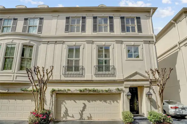 170 Oak Place Drive, Houston, TX 77006