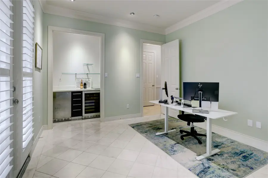 170 Oak Place Drive, Houston, TX 77006 - #3