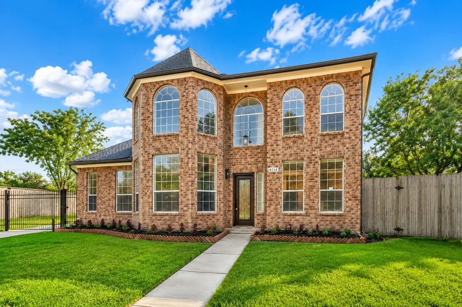 9714 Broadley Drive, Sugar Land, TX 77498 - #2