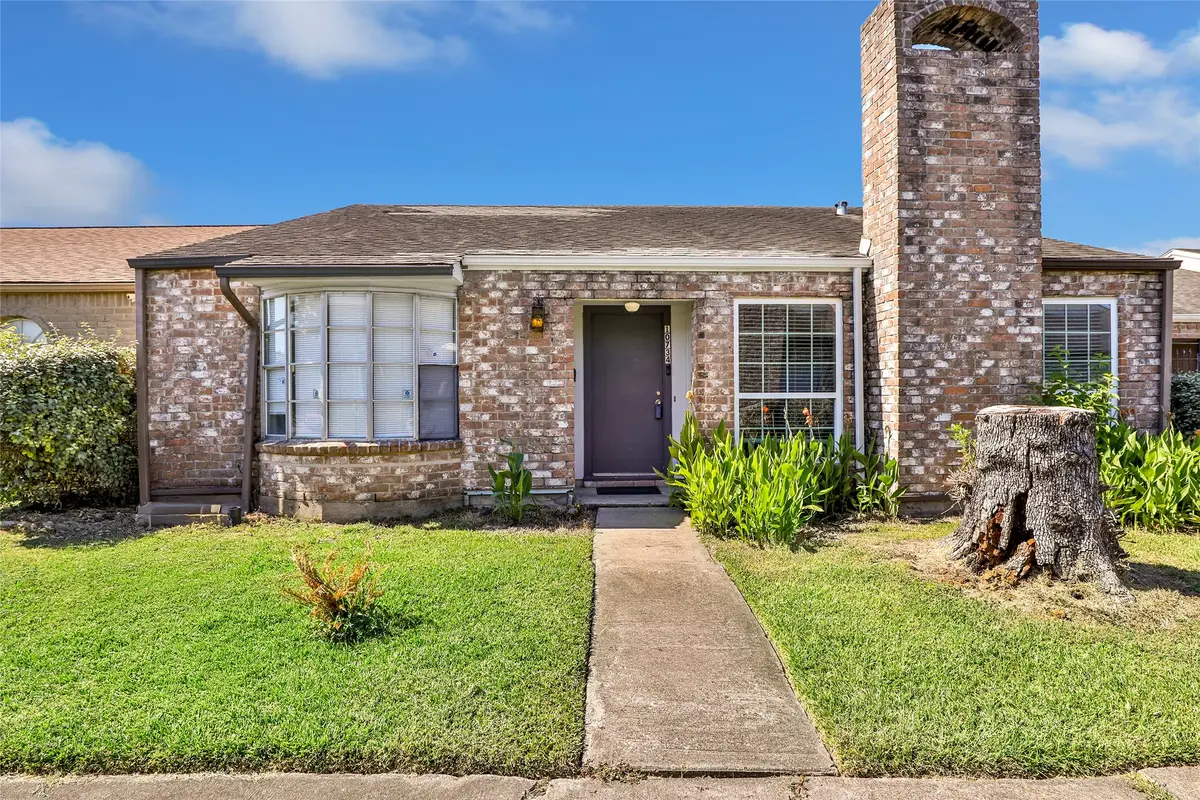 10734 Bexley Drive, Houston, TX 77099 - Image #1
