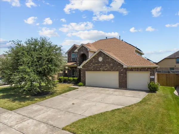 2871 Ginger Cove Lane, Dickinson, TX 77539