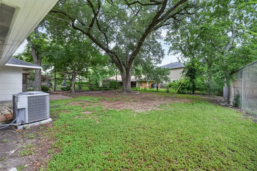 4106 Woodshire Street, Houston, TX 77025 - #2