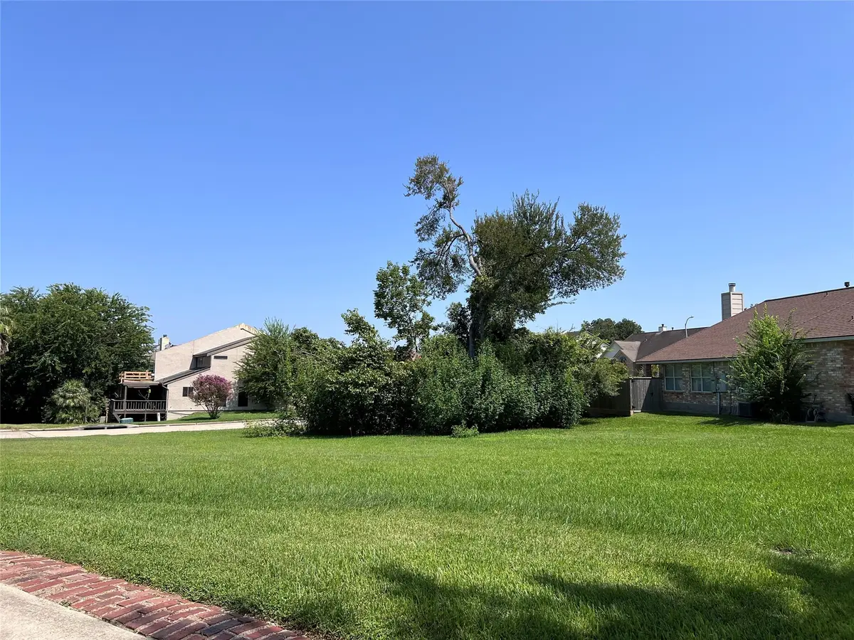 119 Cove Circle, Conroe, TX 77356 - Image #1