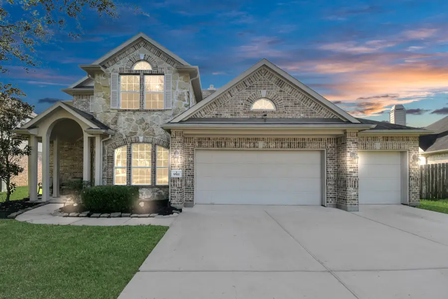 9511 Emerald Lakes Drive, Rosharon, TX 77583 - #2