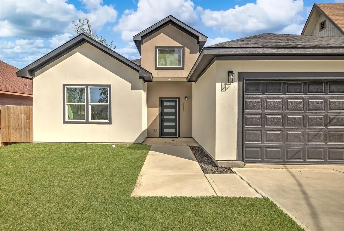 8233 Sterlingshire Street, Houston, TX 77078 - #1