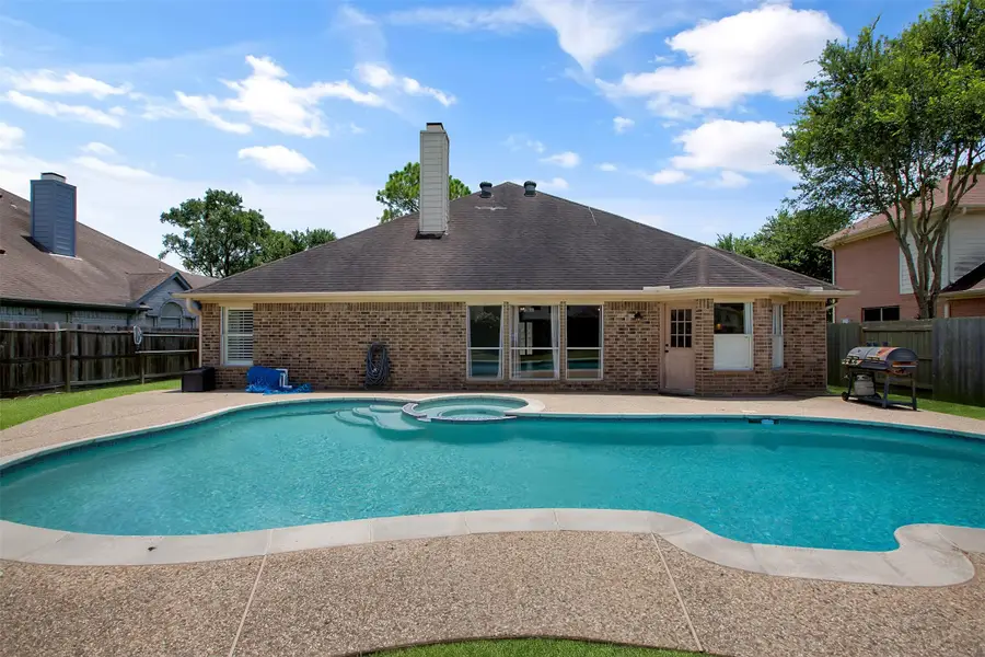 3628 Sunset Meadows Drive, Pearland, TX 77581 - #2