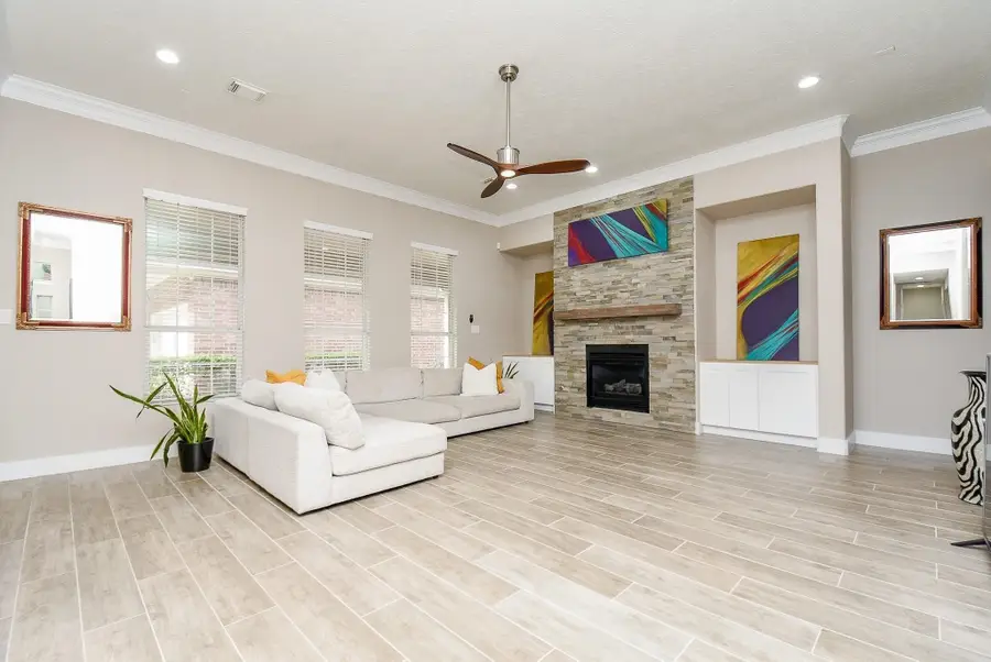 59 Champion Villa Drive, Houston, TX 77069 - #3